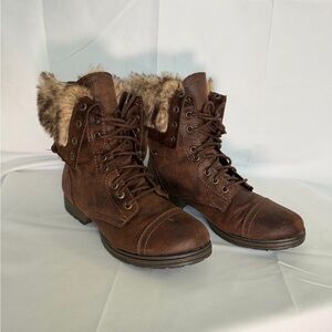 Brown Fur-Lined Women's Boots